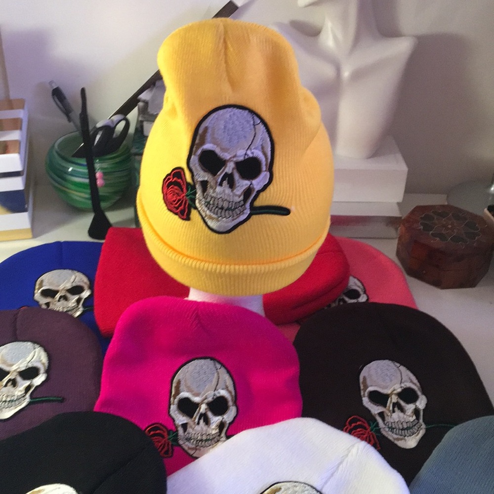 Skull & Red Rose  unisex Beanie